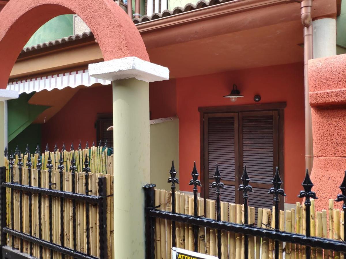 La Casa Dei Poeti Villa Villasimius Luaran gambar